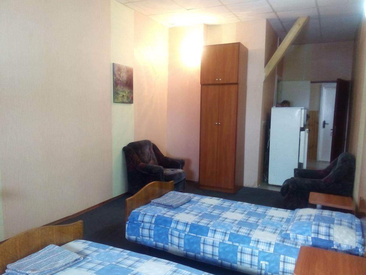 Kadm Motel Minsk Exterior photo